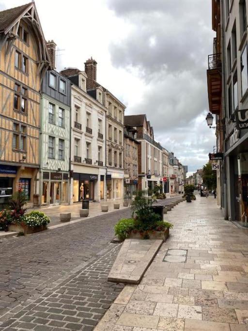 Troyes Centre - Rue Colbert Apartment Екстериор снимка